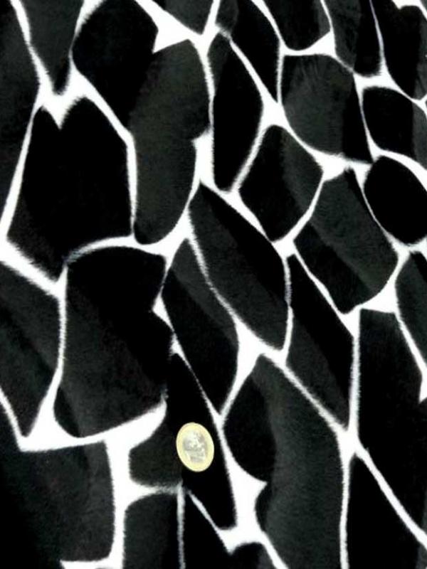 Fausse fourrure girafe noir blanc