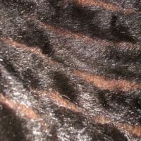 Fausse fourrure marron a bandes7