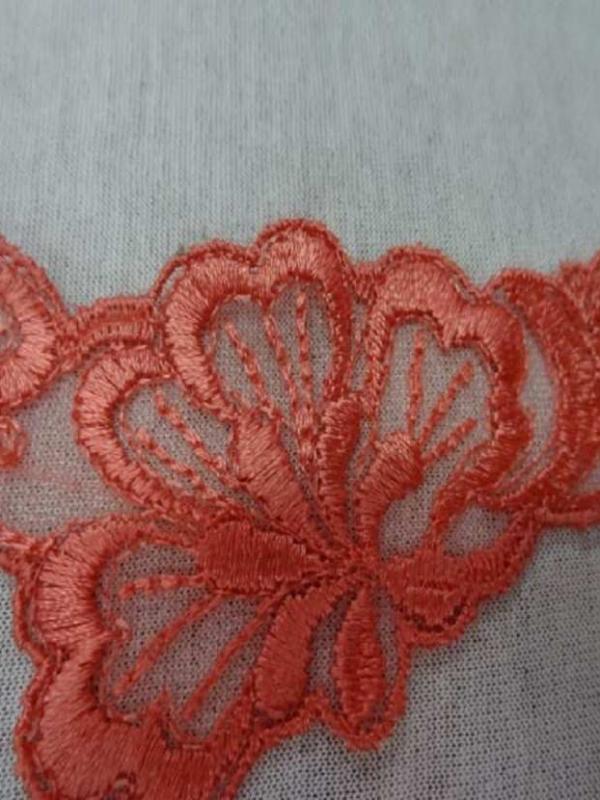 Galon de dentelle corail en 5cm de large