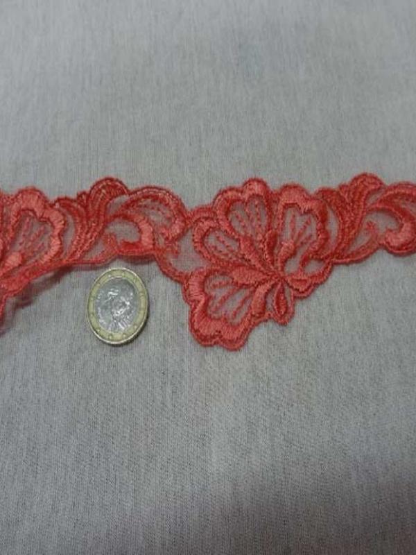 Galon de dentelle corail en 5cm de large