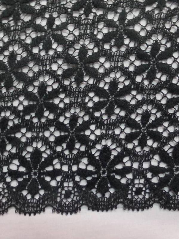 Galon de dentelle non extensible noire en 26cm
