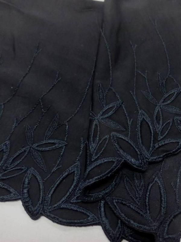Galon de jersey polyester brode noir en 19cm