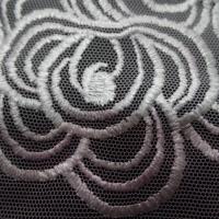 Galon de resille blanche brode en 40 cm9