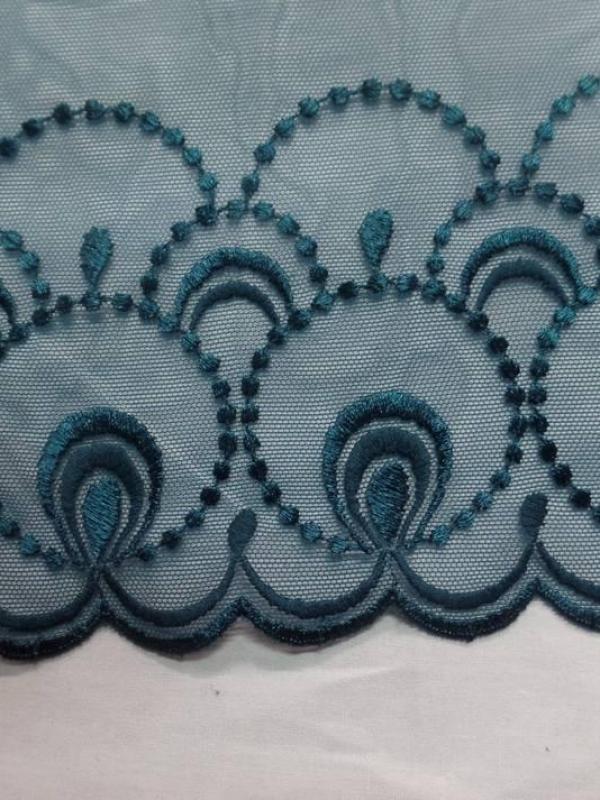 Galon de resille brode bleu canard en 26 cm