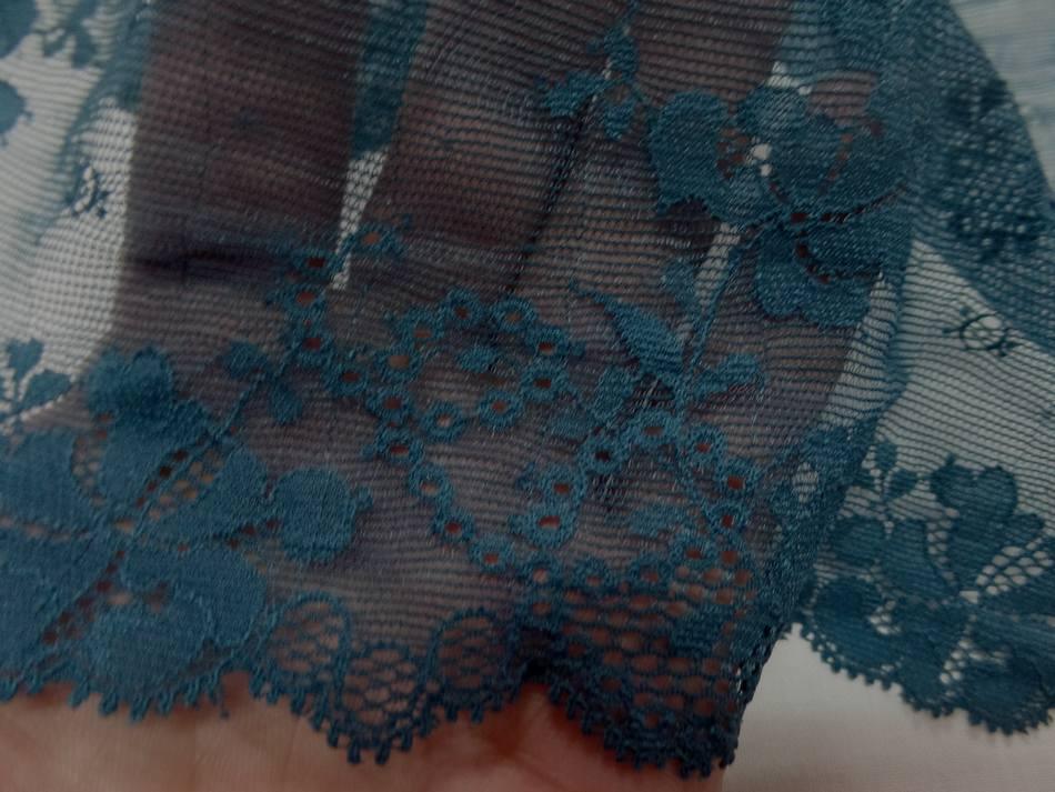 galon de résille dentelle bleu canard en 25cm en ligne