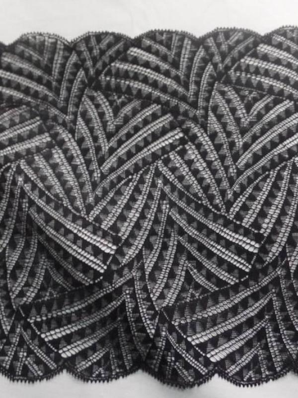 Galon de resille faconne noire en 23 cm