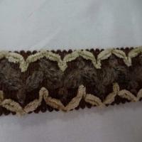 Galon de velours marron faconne en 3 5cm4