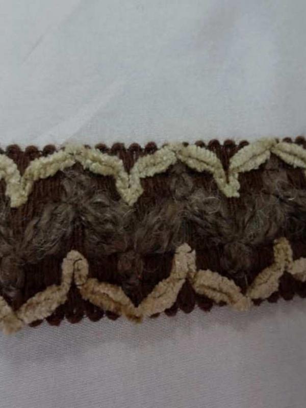 Galon de velours marron faconne en 3 5cm