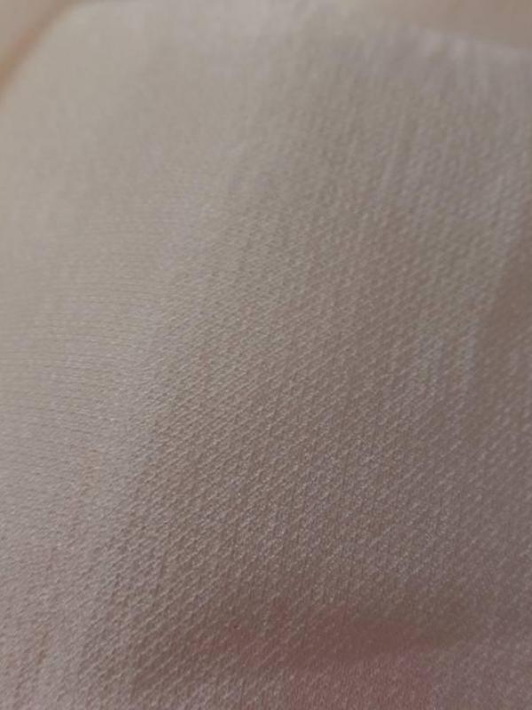 Gaze de soie beige rose clair
