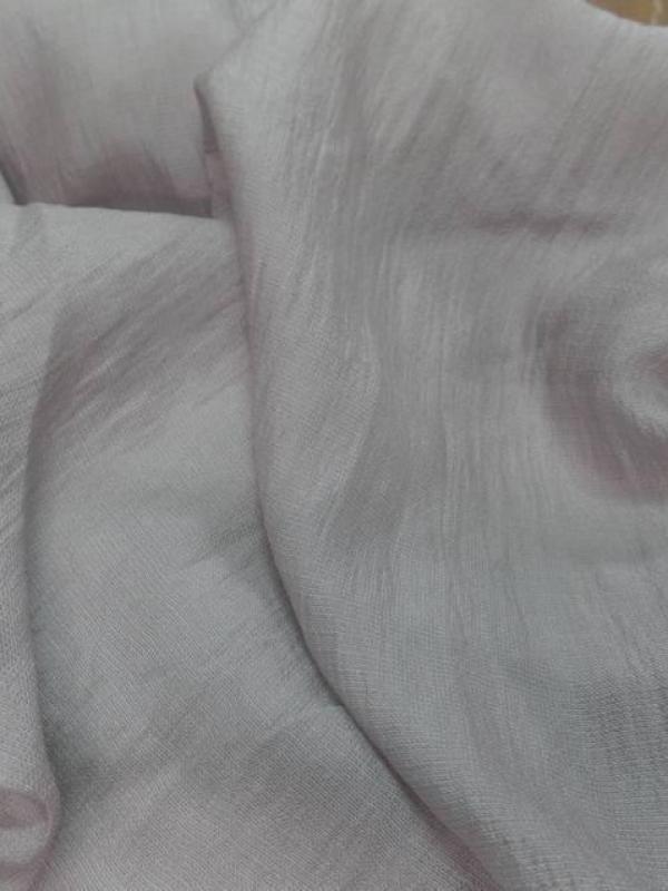 Gaze de soie rouge gris clair