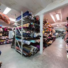 la caverne aux 1000 tissus a Marseille