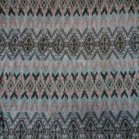 Jersey maille fine motifs ethniques
