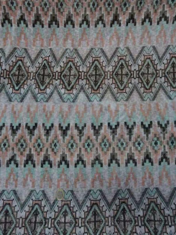 Jersey maille fine motifs ethniques