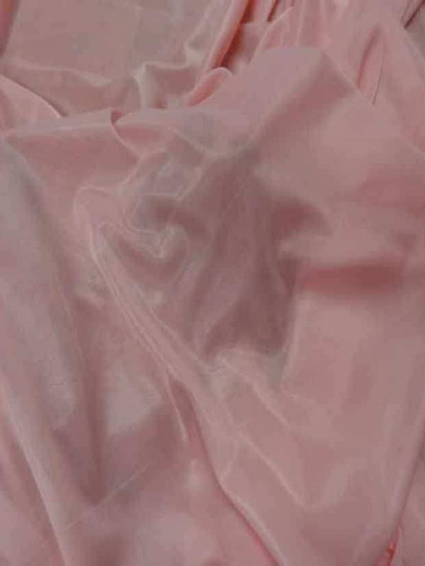 Jersey polyester rose clair legerement transparent4