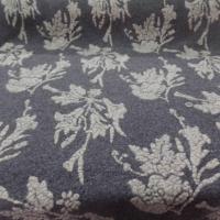 Lainage bouillie marron a motifs faconne beige