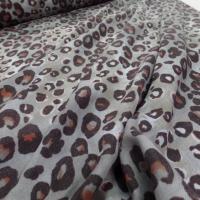 Laine legere ton gris taupe marbre imprime leopard4