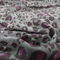 Laine legere ton gris taupe marbre imprime marron et magenta leopa1