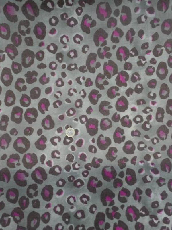 Laine legere ton gris taupe marbre imprime marron et magenta leopard