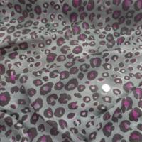 Laine legere ton gris taupe marbre imprime marron et magenta leopard