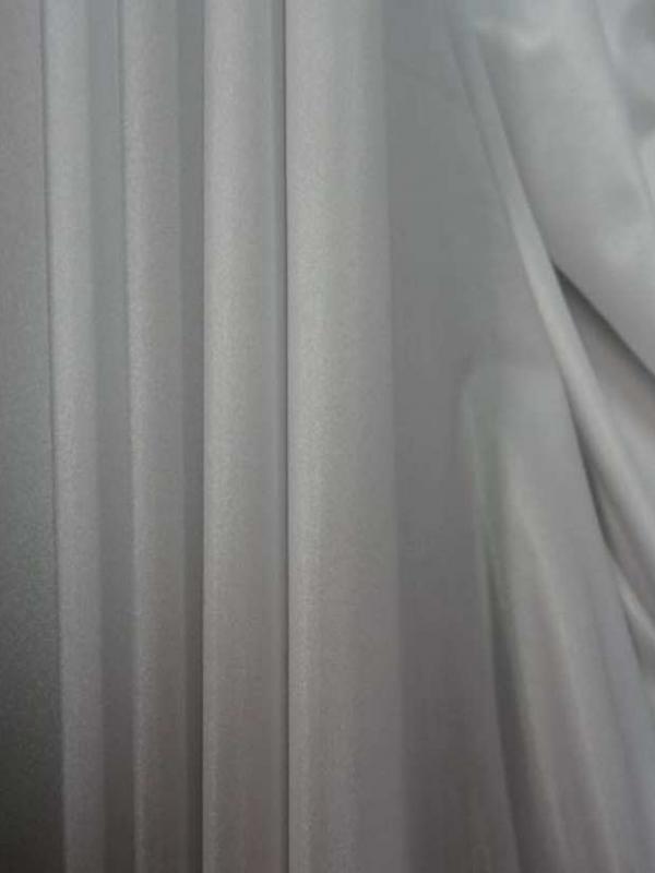 Lycra blanc tres fin satine en 1 40m de large