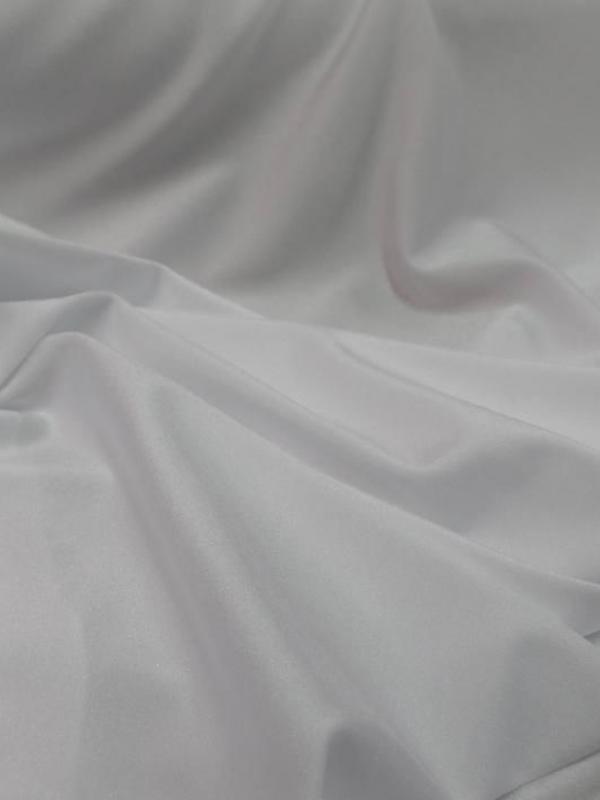 Lycra de belle qualité satine blanc