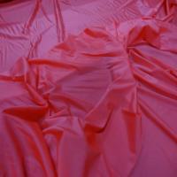 Lycra fin satine sorbet fraise en 1 45 m de large