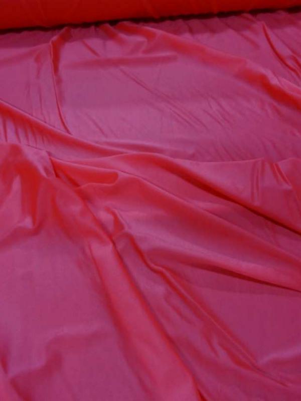 Lycra fin satine sorbet fraise en 1 45 m de large