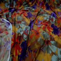 Lycra imprime fleurs safran prune9
