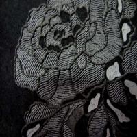 Lycra noir a motifs fleurs5