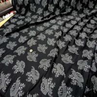 Lycra noir a motifs fleurs8