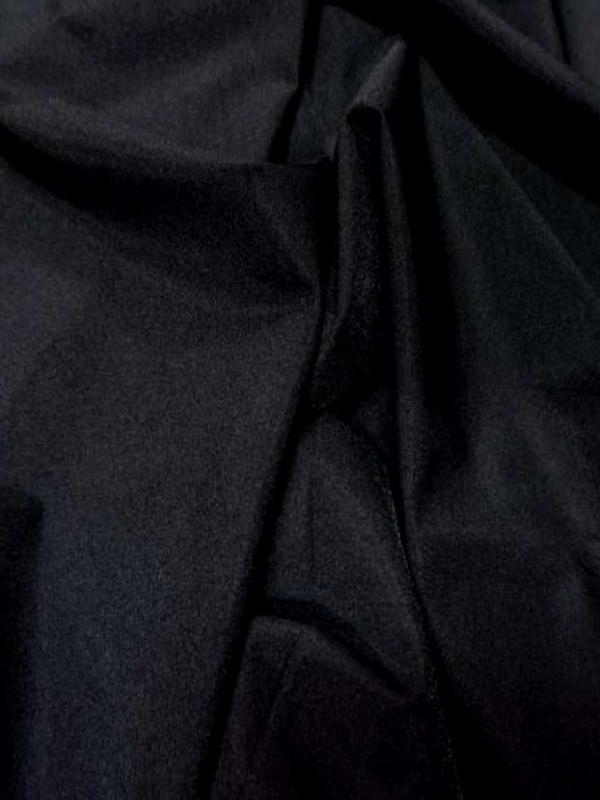 Lycra satine tres fin noir en 1 60m de large