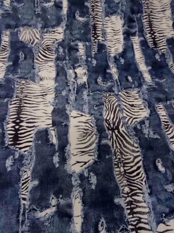 Lycra ton jean delave devore imprime zebre