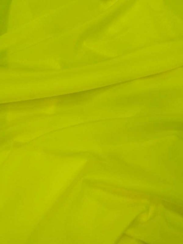 Lycra tres fin jaune citron en 1 55 m de large