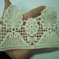 Macrame blanc casse aspect coton en 11cm de large