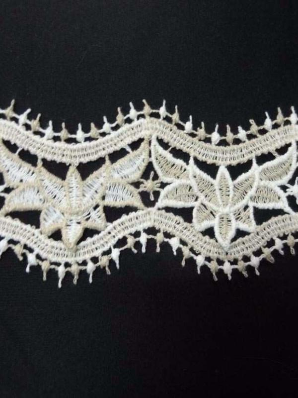 Macrame blanc casse beige aspect coton en 6cm
