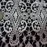 Macrame blanc casse en 17cm de large04