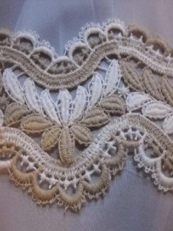 Macrame blanc casse taupe en 10cm de large