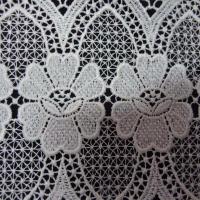 Macrame blanc motifs fleurs en 19cm de large0