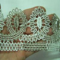 Macrame blanc taupe en 8cm de large