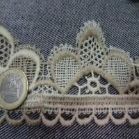 Macrame en 6 5cm de large beige blanc casse 1