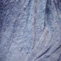 tissu maille fine grise façonné froissée permanent