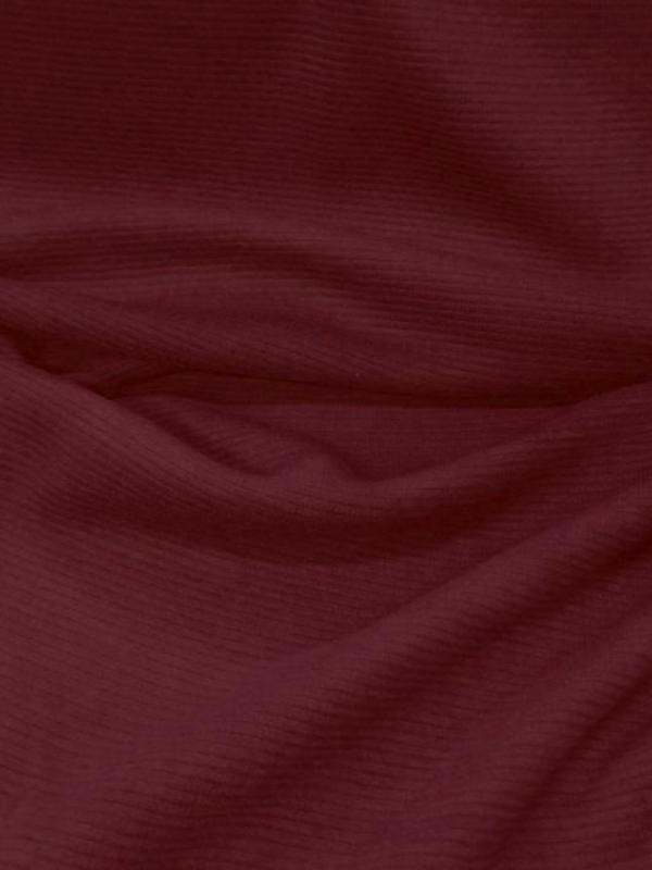 Maille légère a fine cotes polyester viscose ton rouge