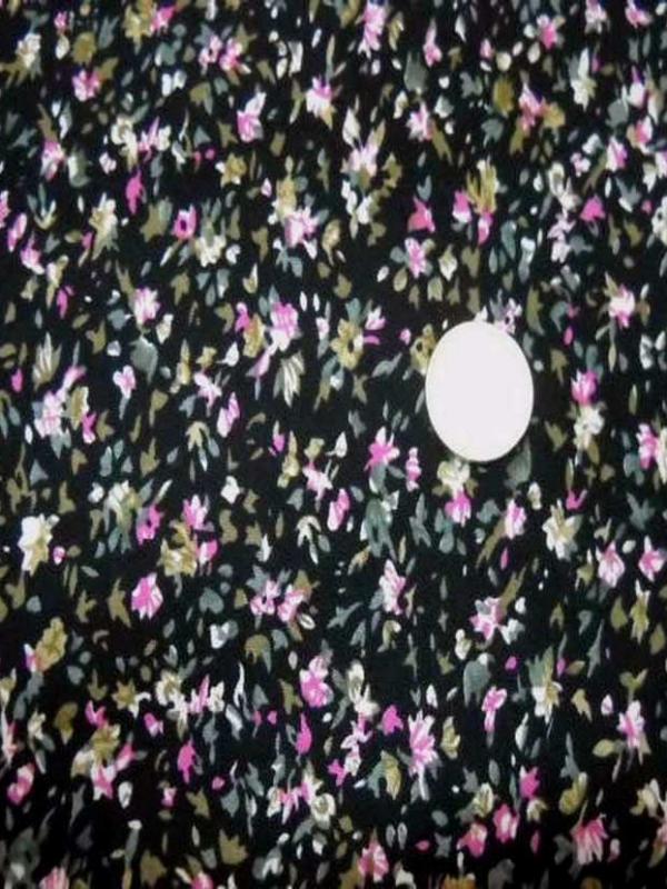 Microfibre noire imprime petite fleurs0