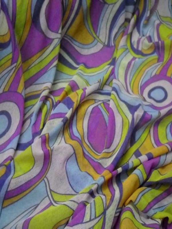 Mousse lycra imprime annee 70