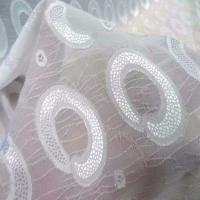 Mousseline a motifs devore blanc casse en polyester 9