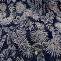 Mousseline bleu nuit imprime fleurs blanche8