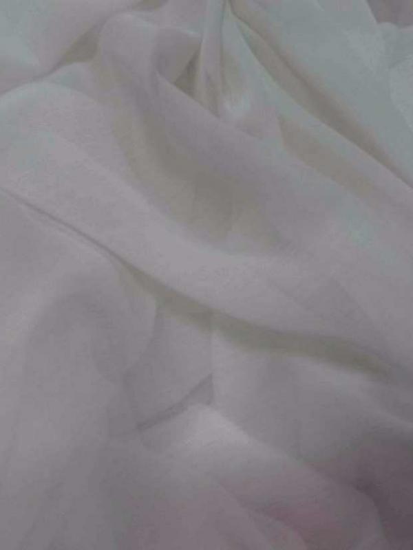 Mousseline crepon ne blanche en polyester2