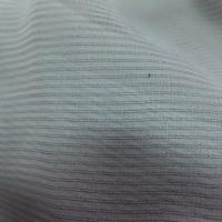 mousseline de soie blanche a fine rayure bleu en 1.60m de large pas cher