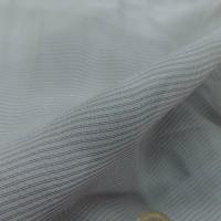 mousseline de soie blanche a fine rayure bleu en 1.60m de l
