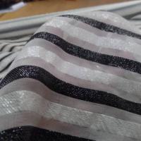 Mousseline de soie blanche a rayures lurex blanche et noire7